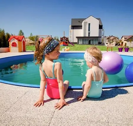 Rodzinne Plater74 4* ダルウォボ